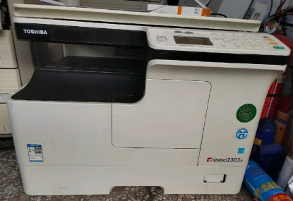 批发各种打印机，专业维修各品牌复印机、打印机。